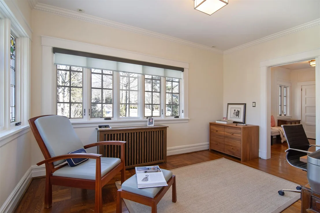 Photo of 400 Highbrook Avenue