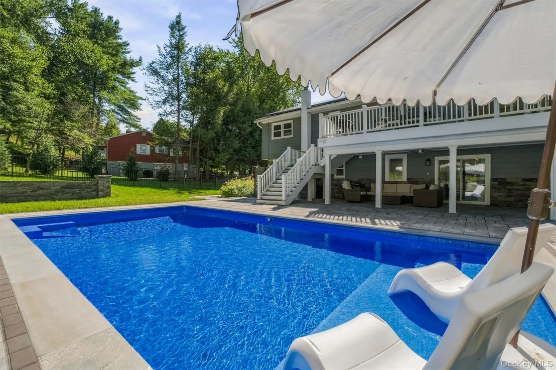 Photo of 13 Slate Hill Drive