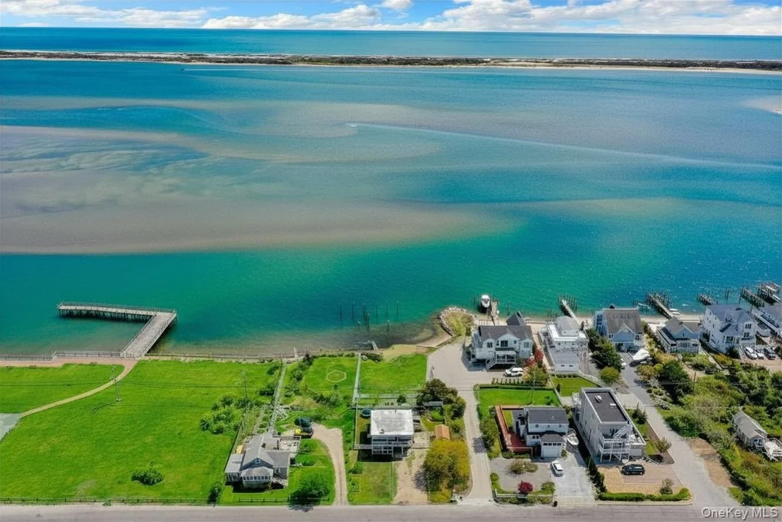 Photo of 6 Oak Beach Road