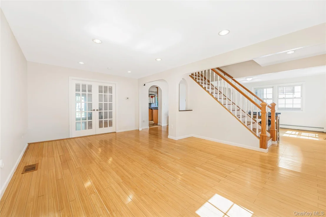 Photo of 397 Concord Road