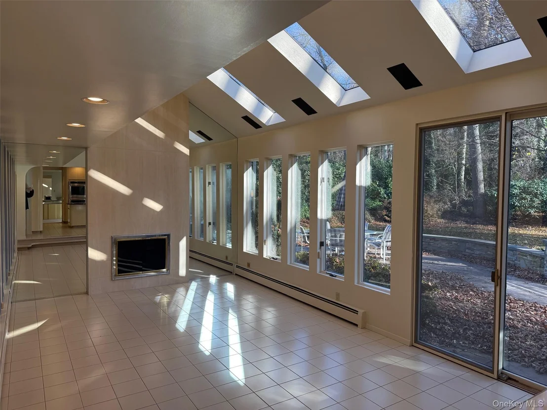 Photo of 87 McCulloch Drive