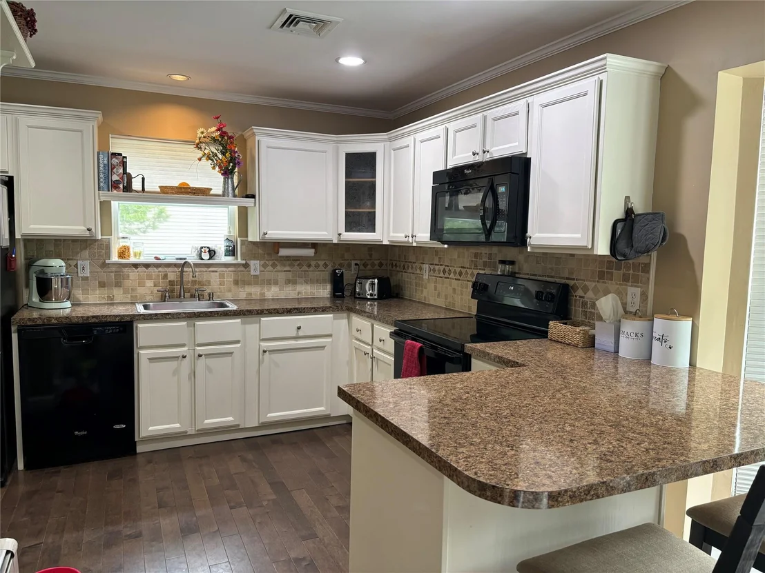 Photo of 316 Whittier Drive
