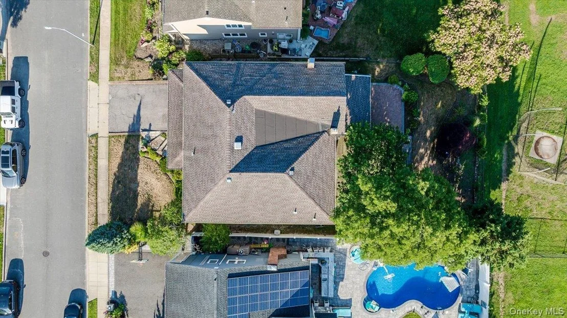 Photo of 330 Harbor Drive