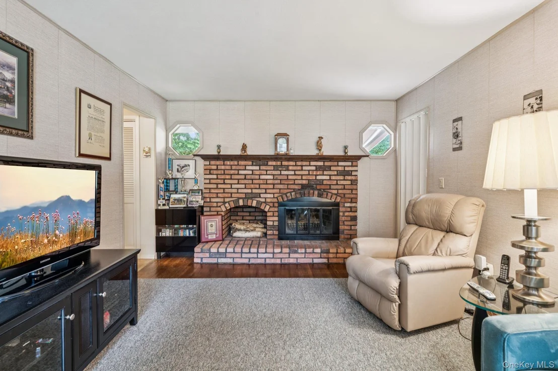 Photo of 27 Rustic Road