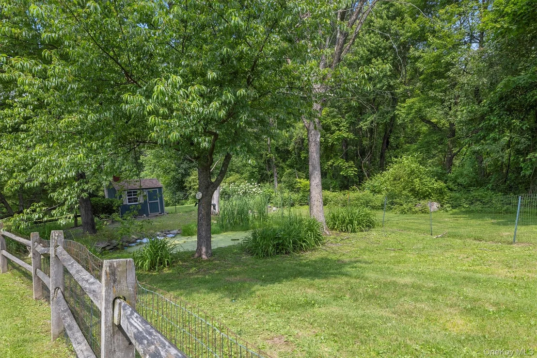 Photo of 421 Orchard Drive