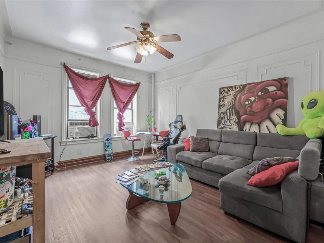 Photo of Unit B2 at 246 Cornelia Street