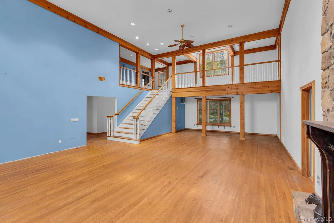 Photo of 172 Cornwall Hill Road