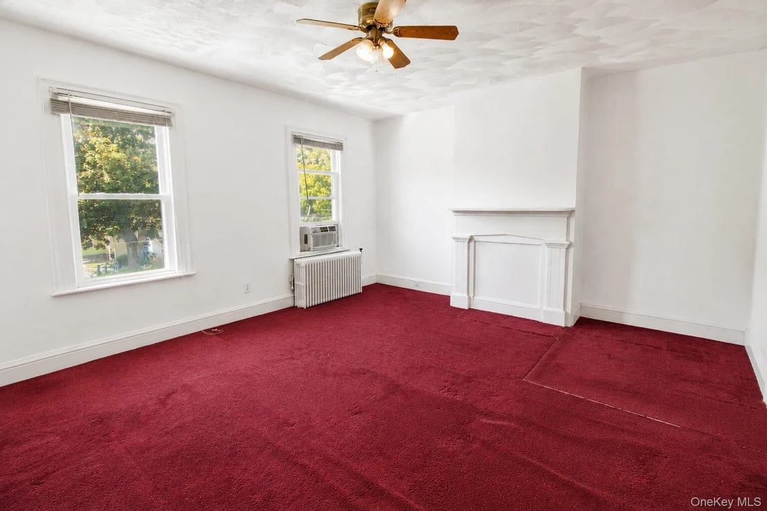 Photo of 32 Hasbrouck Street