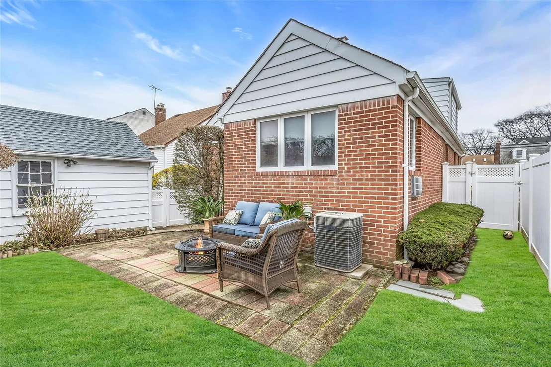 Photo of 17 Hillside Avenue