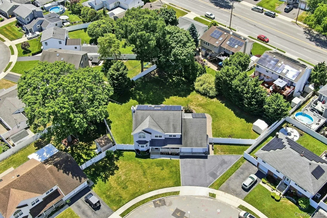 Photo of 35 Dennis Lane