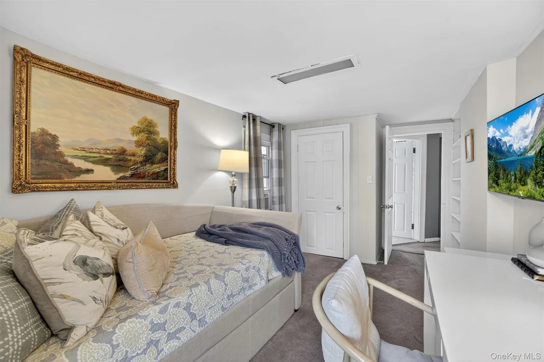 Photo of 4218 Herkimer Place