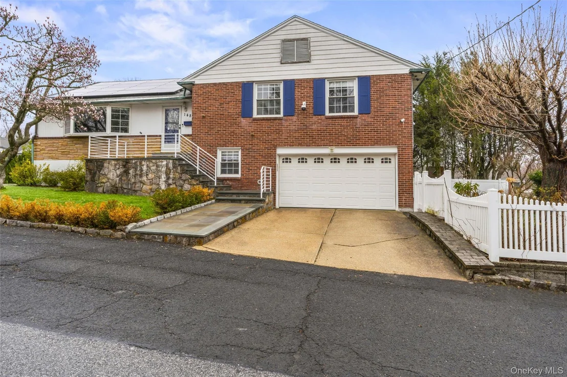 Photo of 148 Lefferts Road