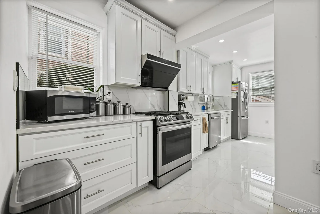 Photo of 6 Dubonnet Road