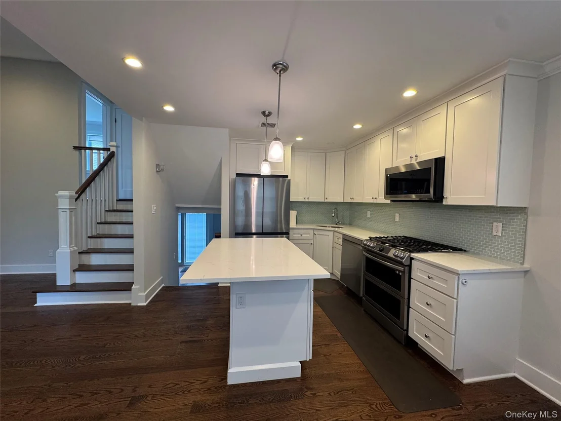 Photo of 3215 Eastern Parkway