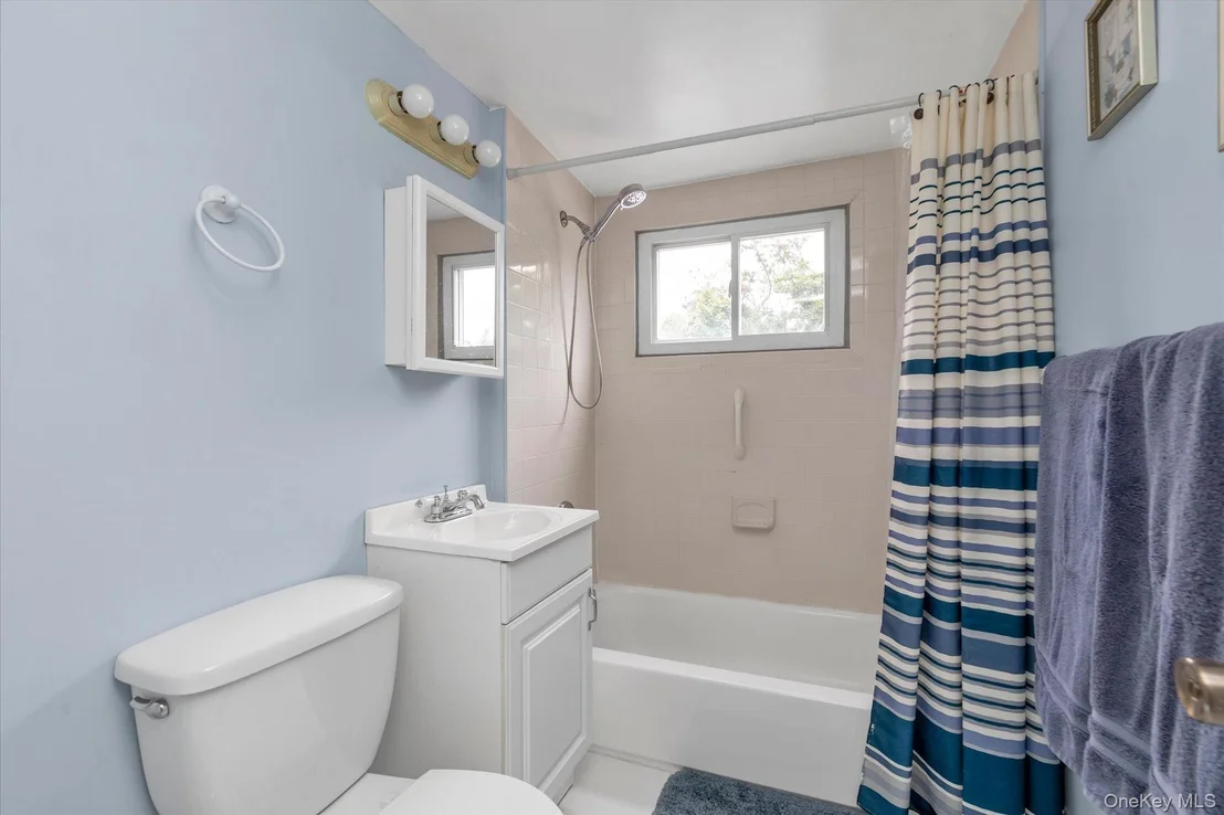 Photo of 3917 Miller Place