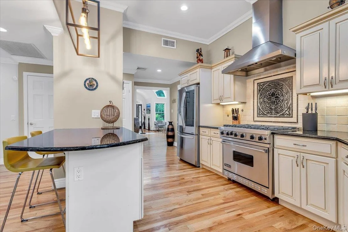 Photo of 21 Buttonwood Drive