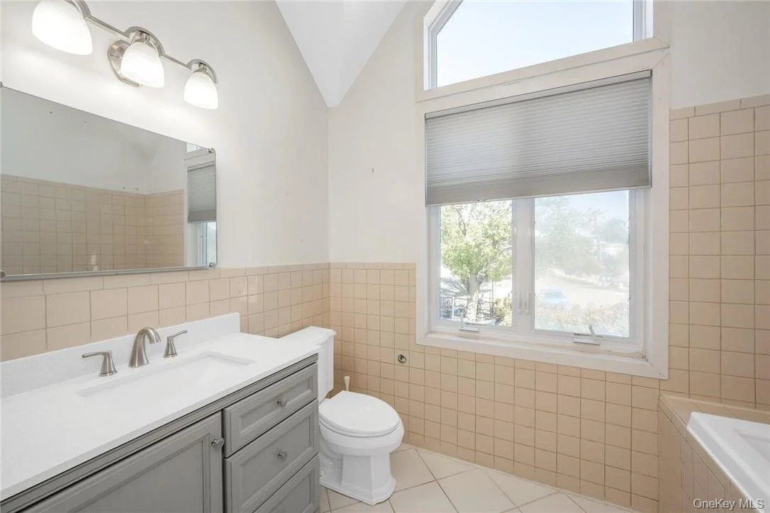 Photo of Unit D at 178D Edgewater Park