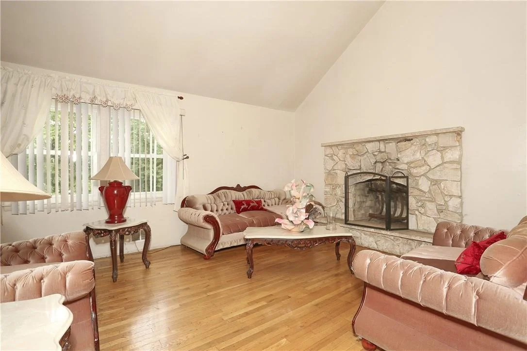 Photo of 142 Rock Hill Road