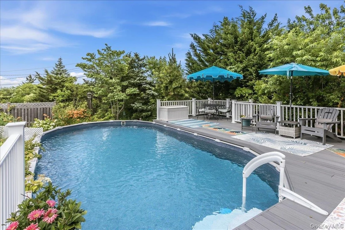 Photo of 72 Circle Drive