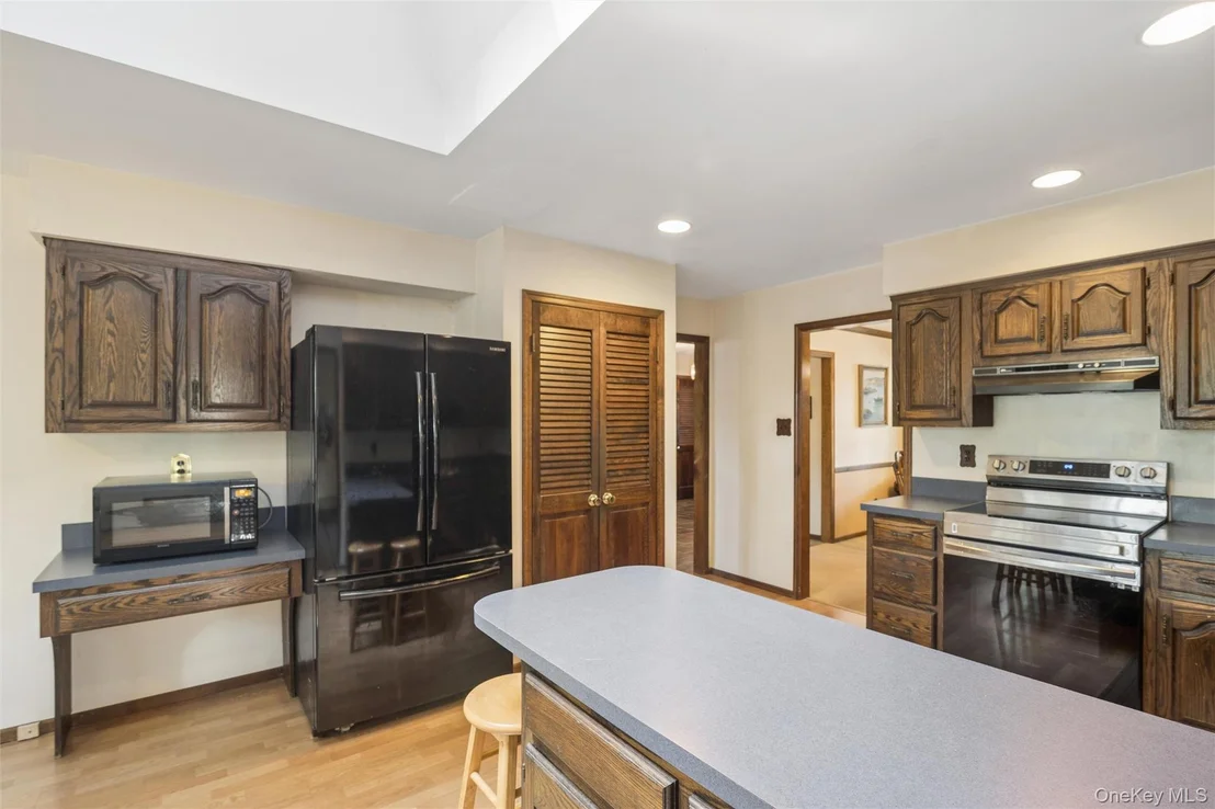 Photo of 30 White Birch Circle