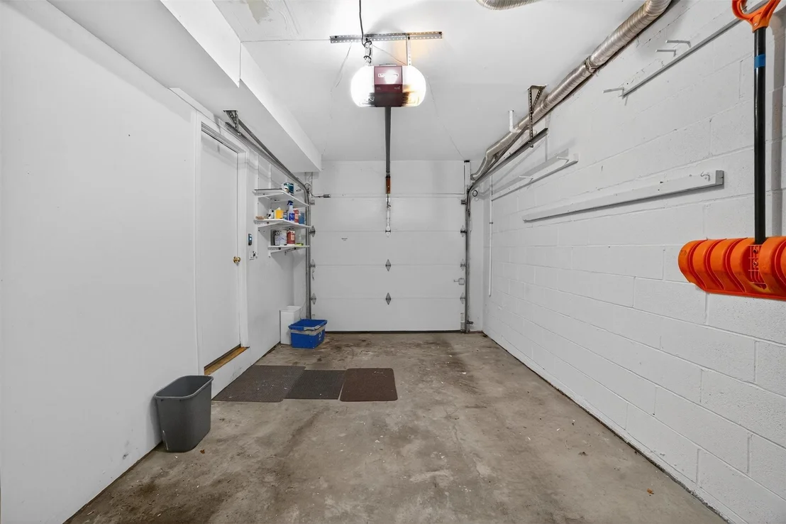 Photo of 32 Spring Pond Drive