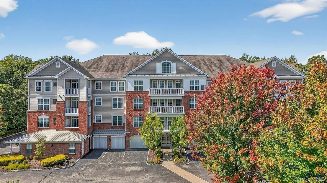 Photo of 423 Regency Drive