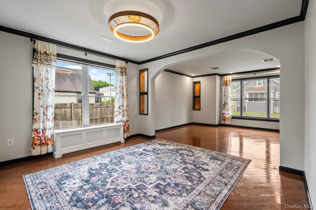 Photo of 10 Taft Avenue