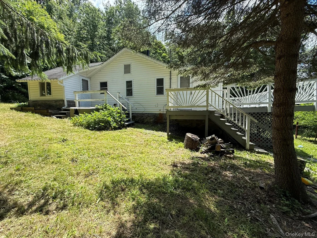 Photo of 25 Gloria Trail