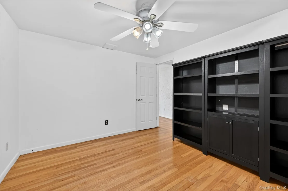 Photo of 31 Monarch Drive