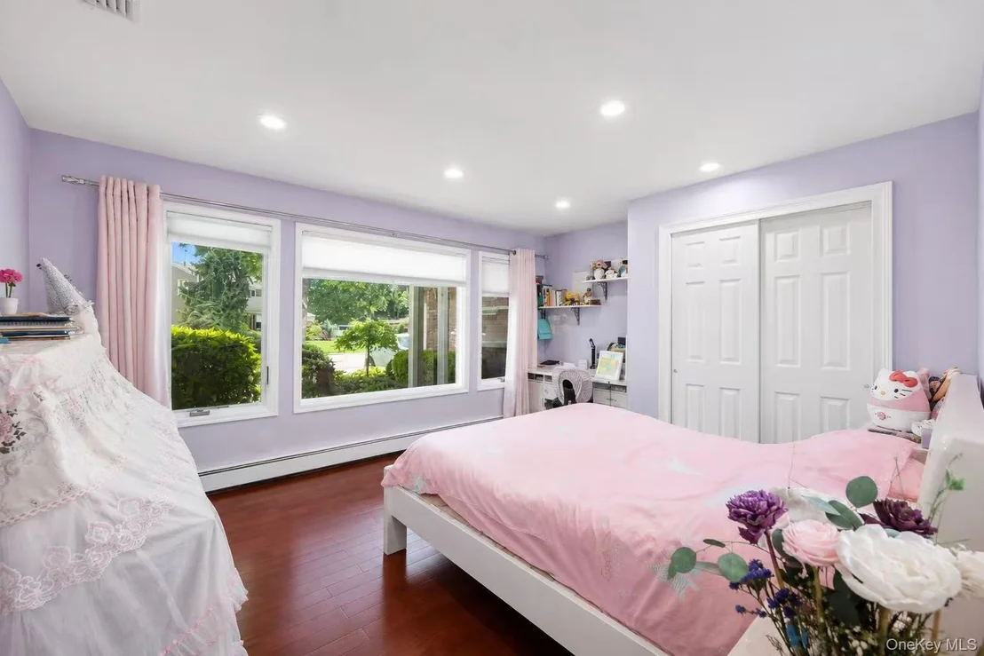 Photo of 24 Holly Lane