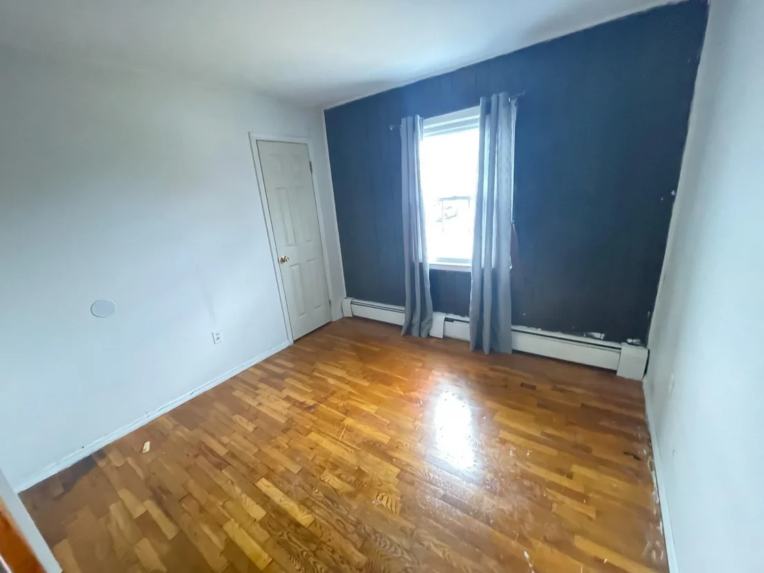 Photo of 87 Vails Gate Heights Drive