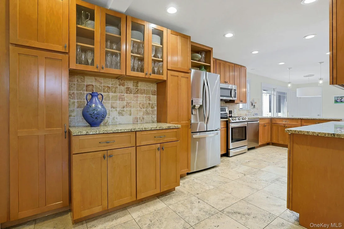 Photo of 8 Old Roaring Brook Road