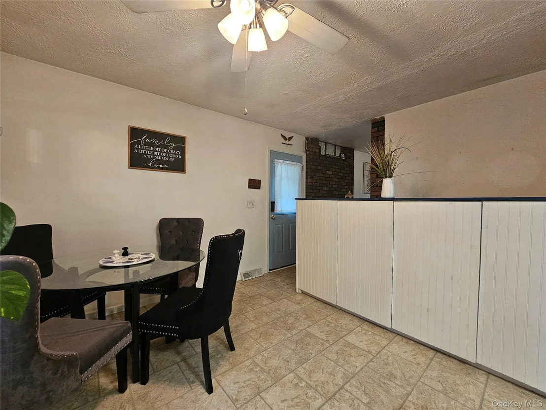 Photo of 4 Pinegrove Drive