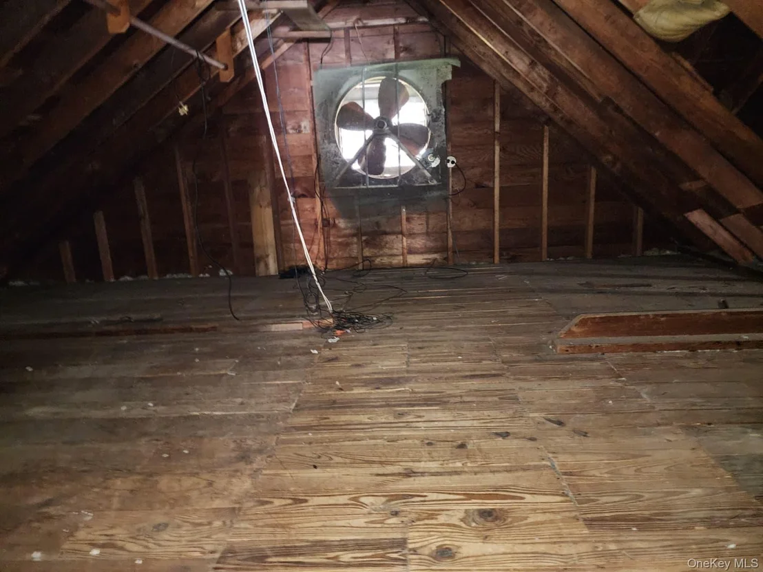 Photo of 156 Brookside Ave.