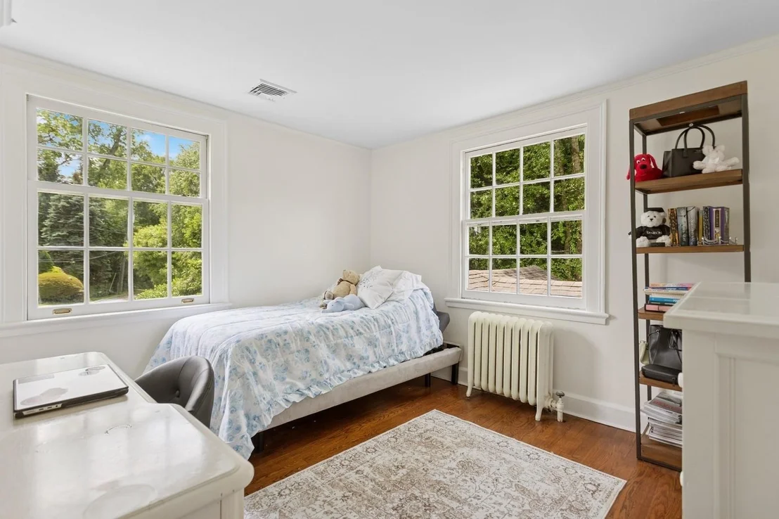 Photo of 21 Hemlock Road