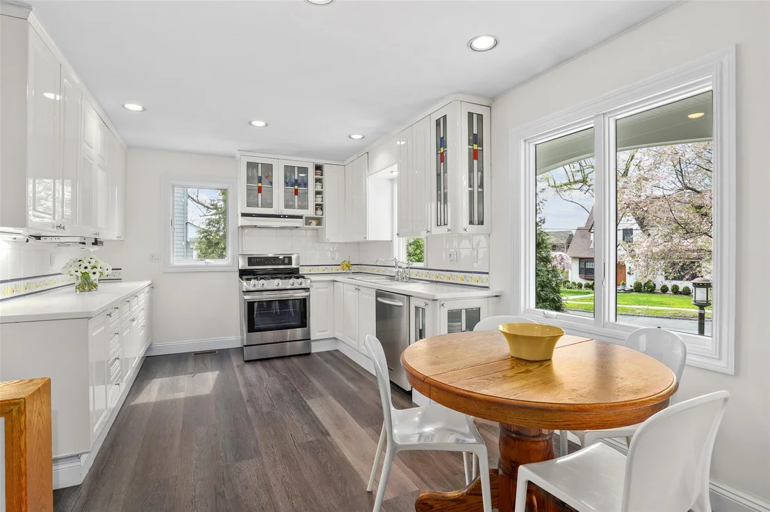 Photo of 7 Drake Avenue
