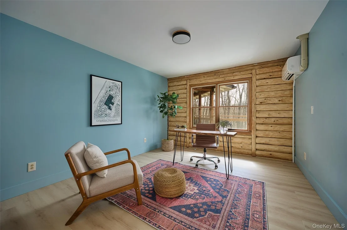 Photo of 568 Oak Summit Road