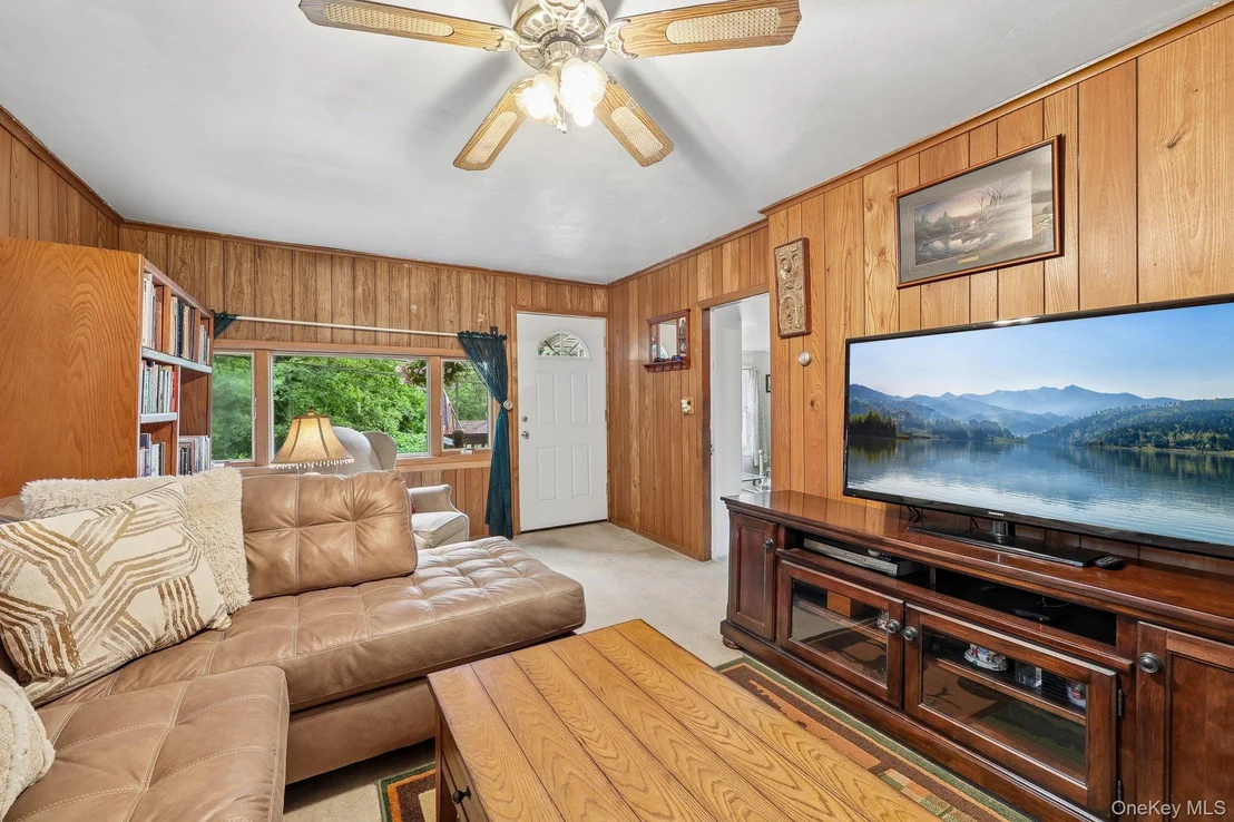 Photo of 25 Sylvan Trail