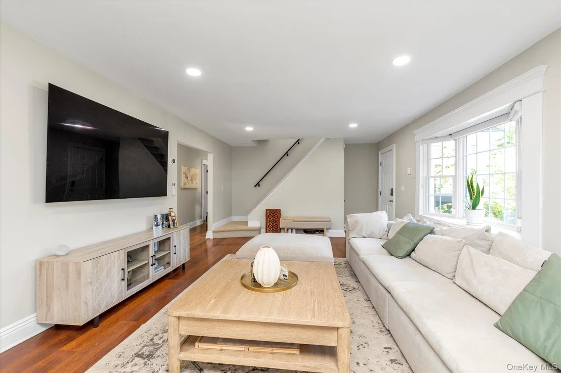 Photo of 1630 Temple Drive