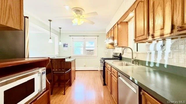 Photo of 37 Hampton Avenue