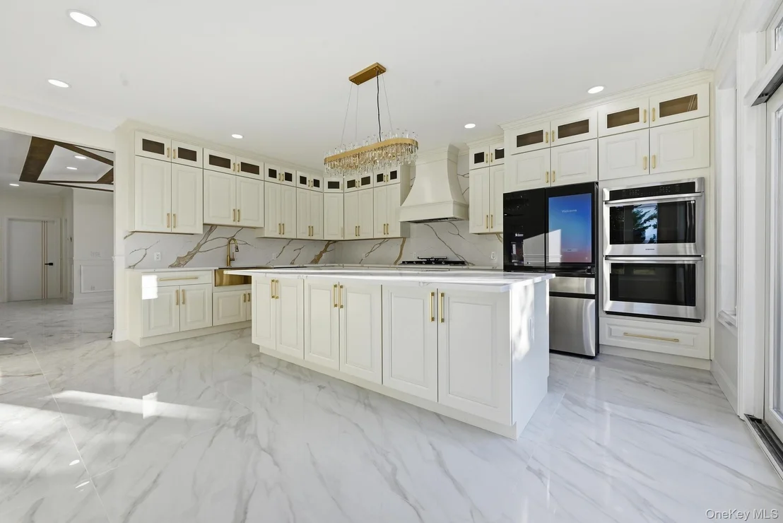 Photo of 51 Sobro Avenue
