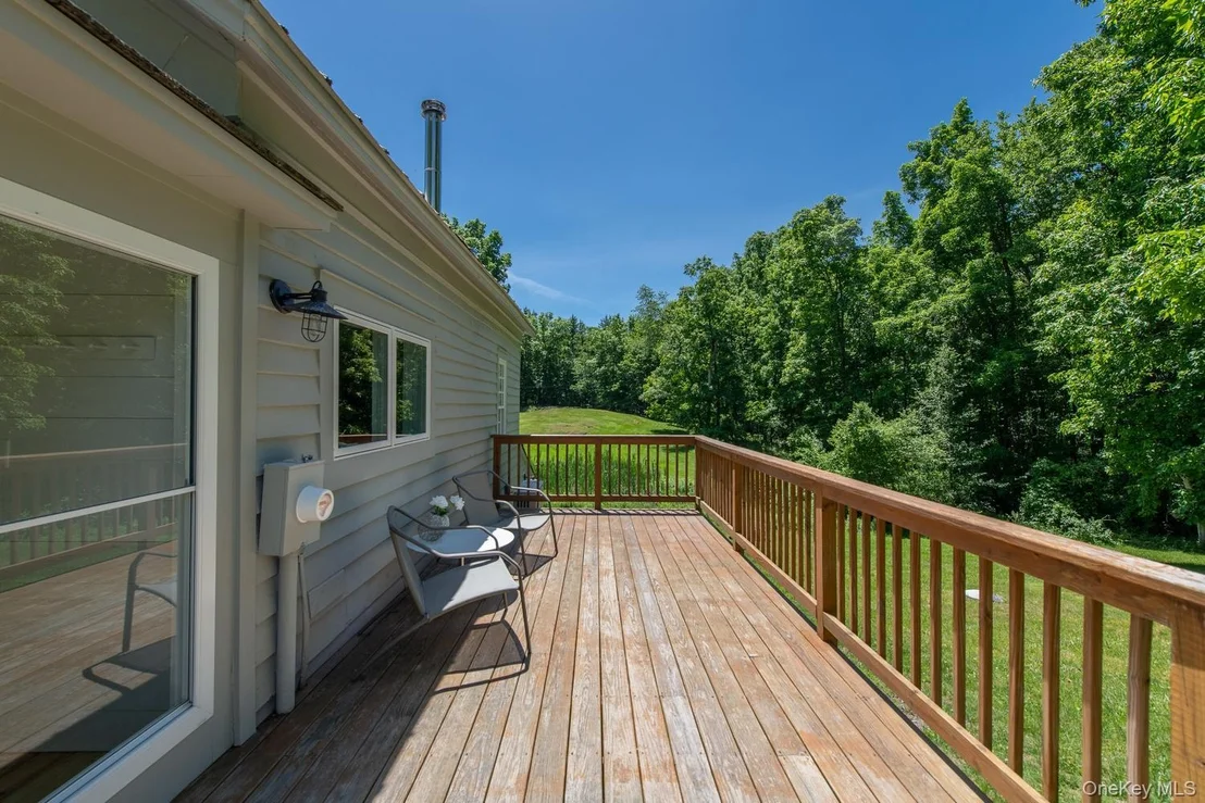 Photo of 275 Pitts Road