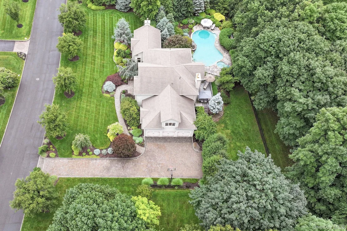 Photo of 8 Lety Lane