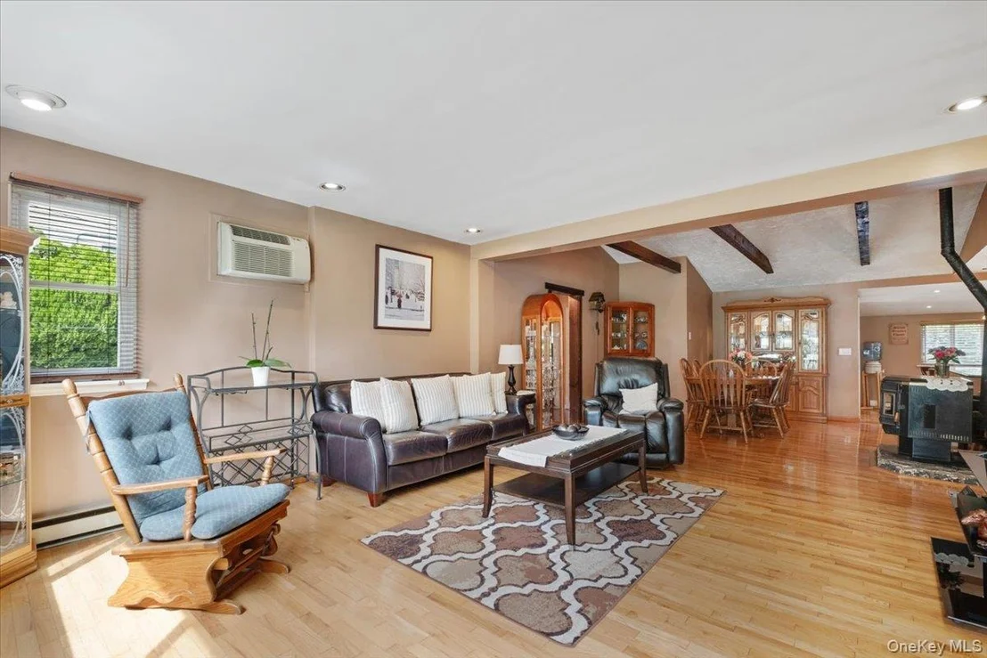 Photo of 333 Rockledge Road