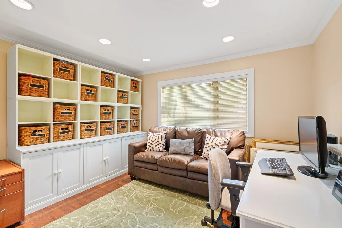 Photo of 39 Bucknell Drive