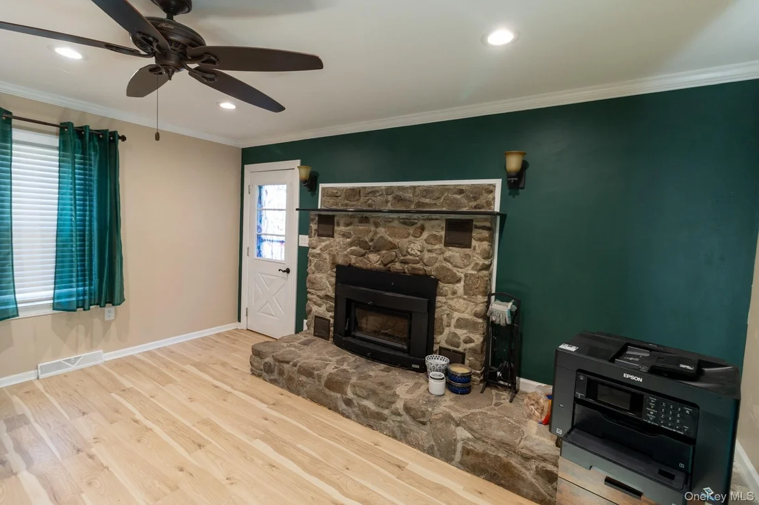 Photo of 324 Gardnerville Road