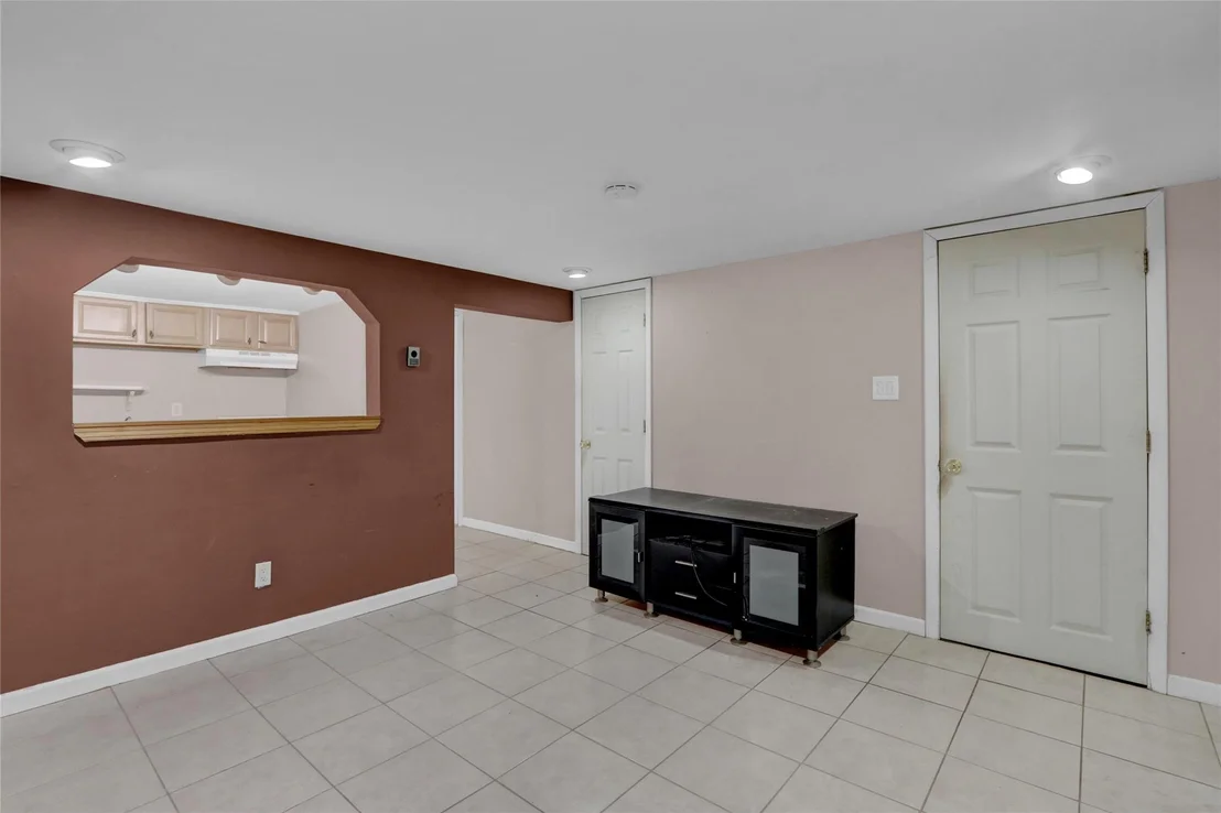 Photo of 2049 Orinoco Drive