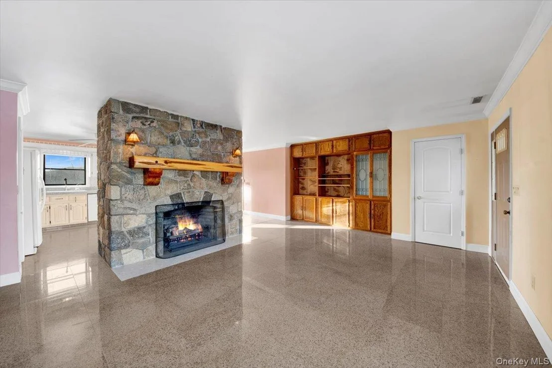 Photo of 747 Milltown Road