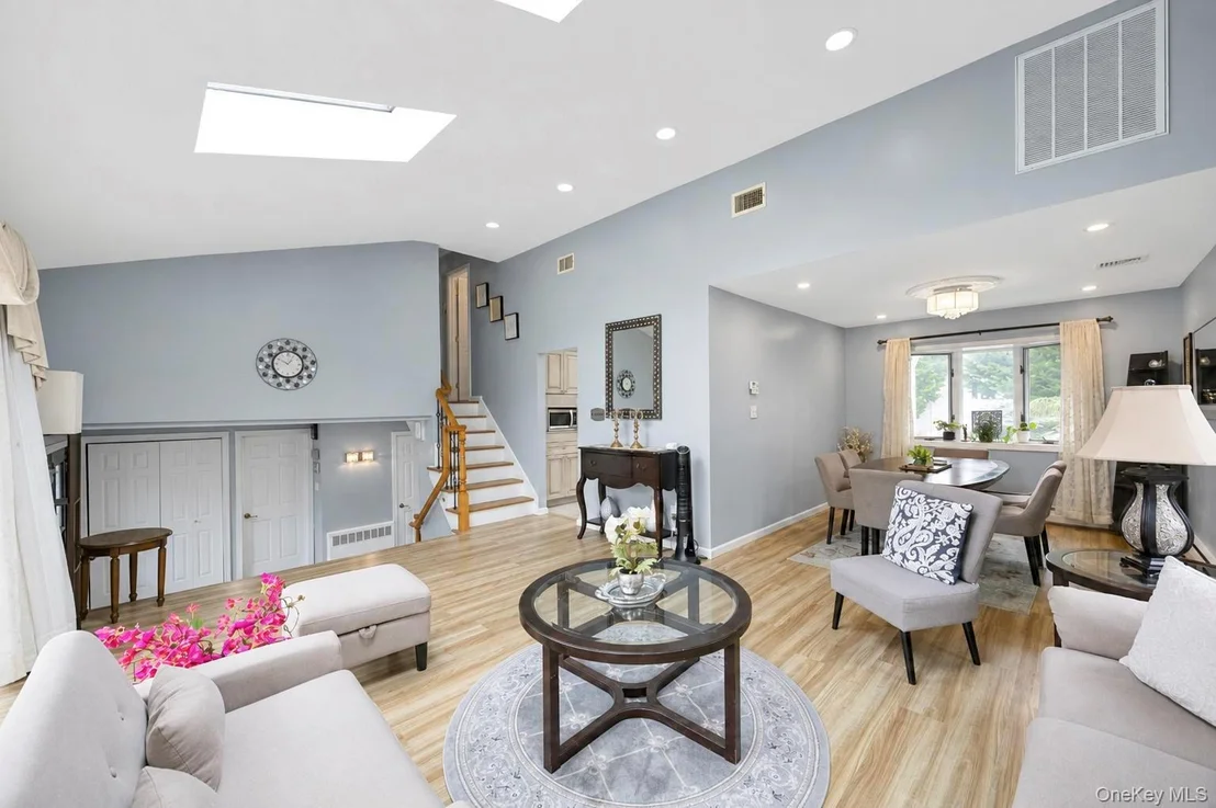 Photo of 49 Village Drive