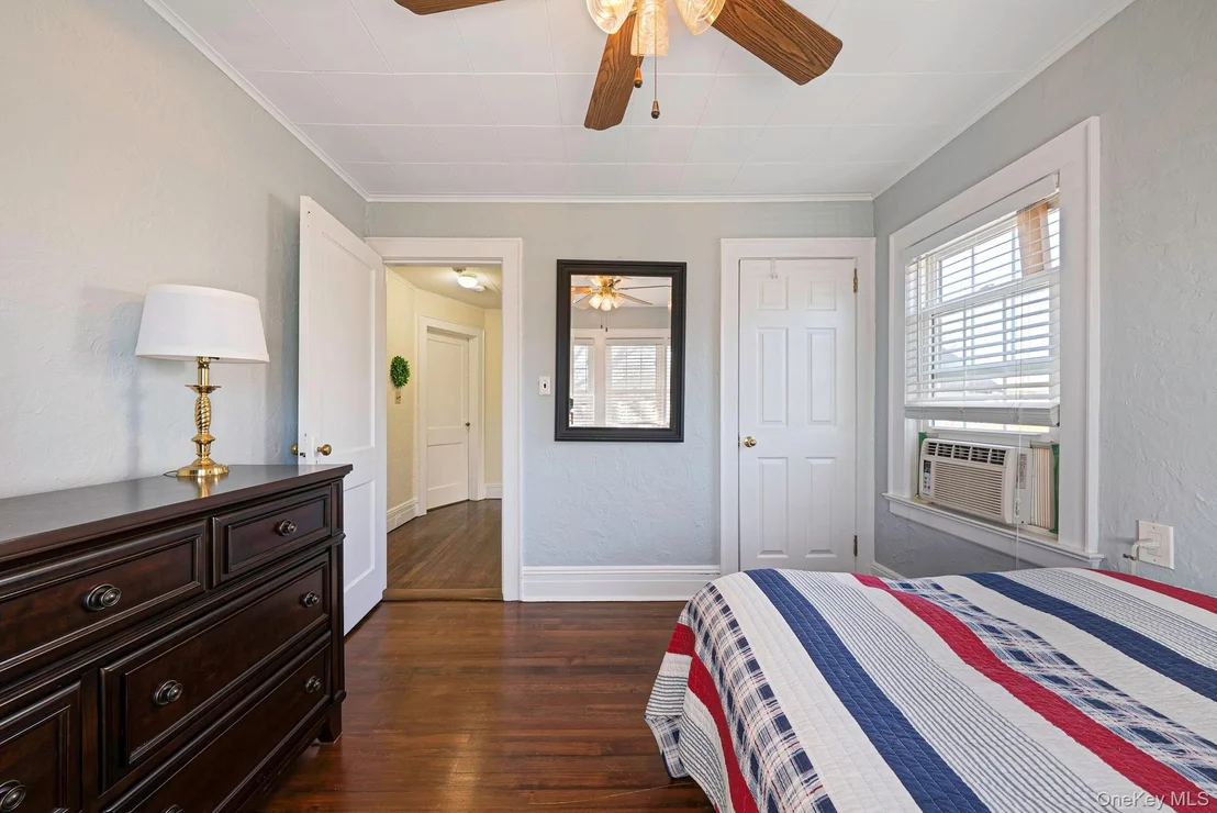 Photo of 33 Harding Avenue